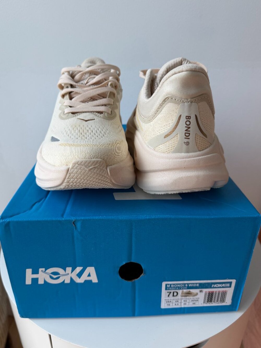 Hoka Bondi 9 Vanilla - 40 EU - 7 US